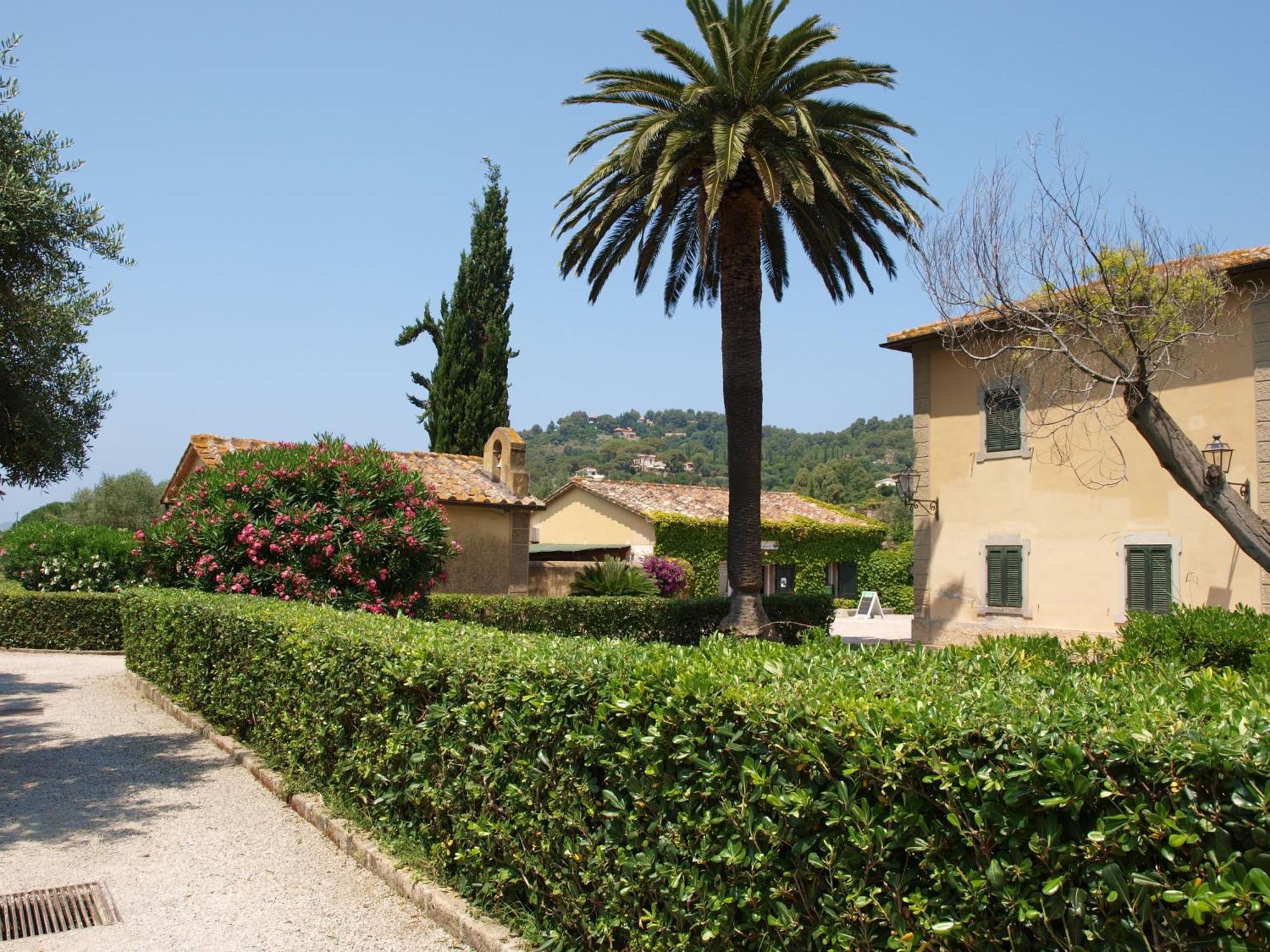 Station touristique Residenza Sant'anna Del Volterraio 5*